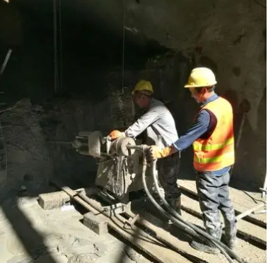 龙华水下抗分散灌浆料特点 水下不分散注浆料介绍