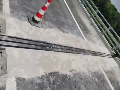 龙华伸缩缝更换后浇筑材料快速结构修补料速砼的产品特点及施工流程​